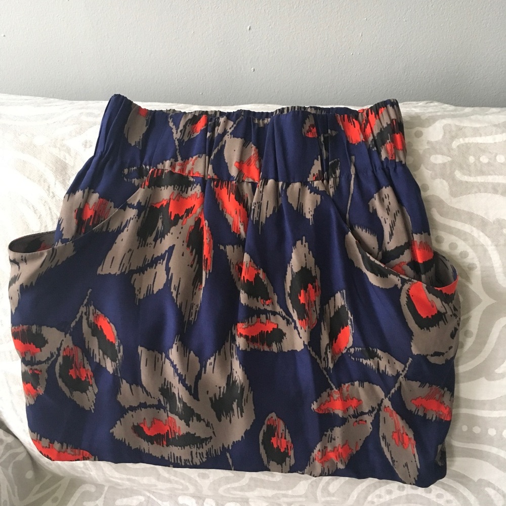 Multicolored Print Skirt